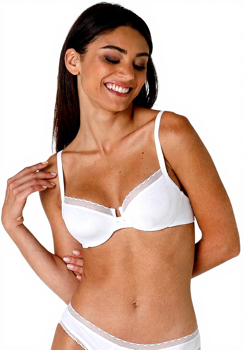 'Reggiseno Lovable indossato in una situazione quotidiana'